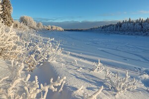 Frozen Hay River magic