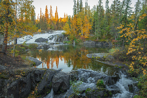 Autumn Beauty of Rampart Falls