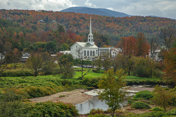 Autumn Stowe Classic Print