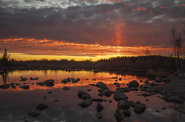 Mesmerizing Yellowknife Fiery Summer skies by Daniel Pekar Photography