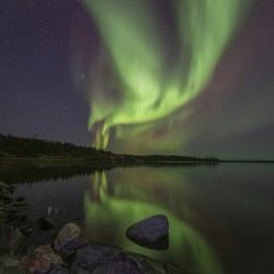 Pontoon Aurora Reflections