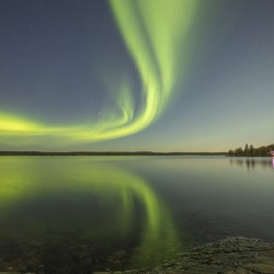 Yellowknife Aurora Reflections