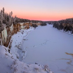 Cotton Candy Winter Gorge