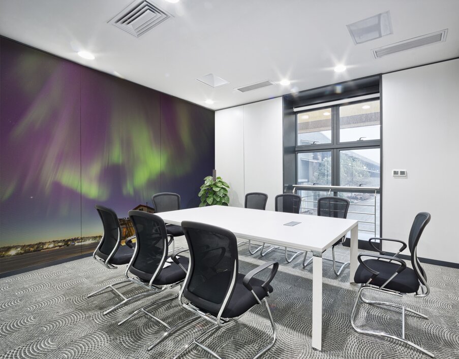 Houseboat Aurora Curtain Wall Printing