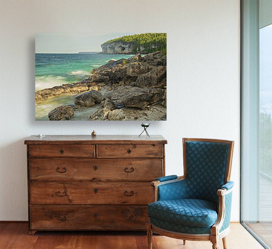 Stormhaven Boulder Beauty Reproduction